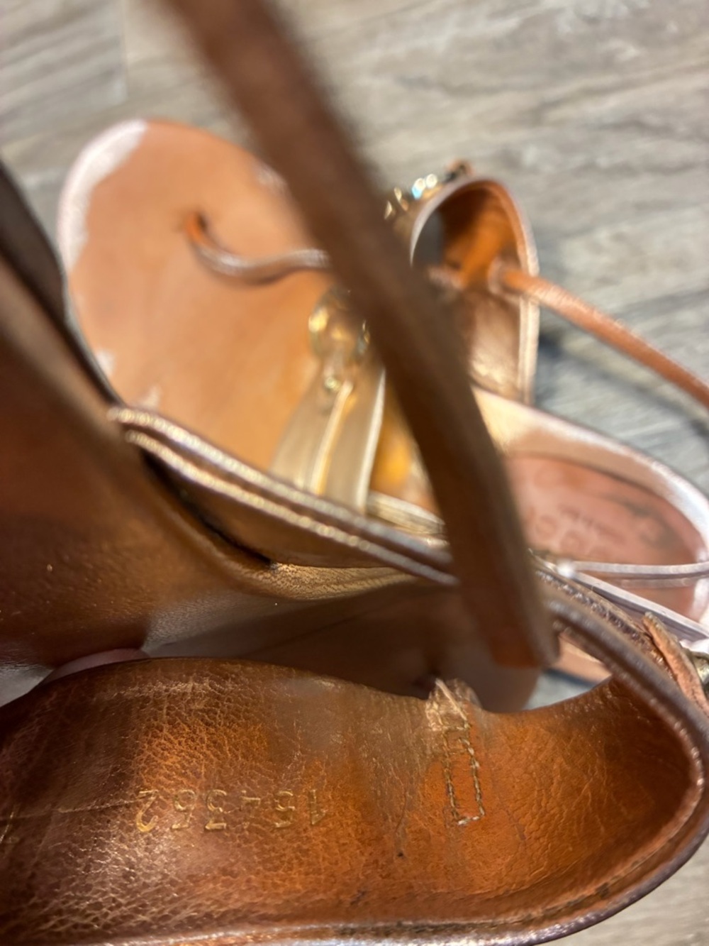 Gucci Italy Horsebit Thong Slingback Rose Gold Sandals - Picture 11 of 15